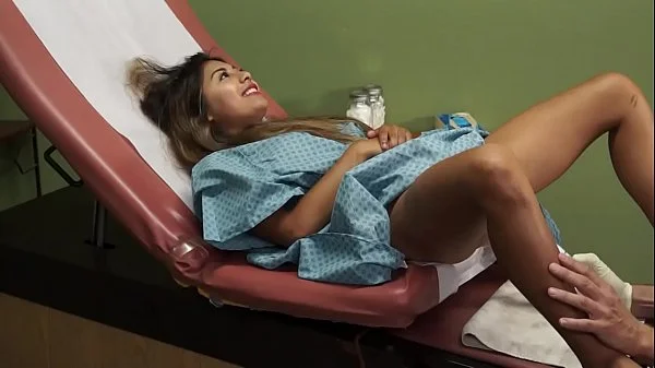 Gynecologist Helps Girl That Can't Orgasm Short Version