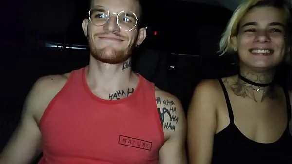 casal fode dentro do uber