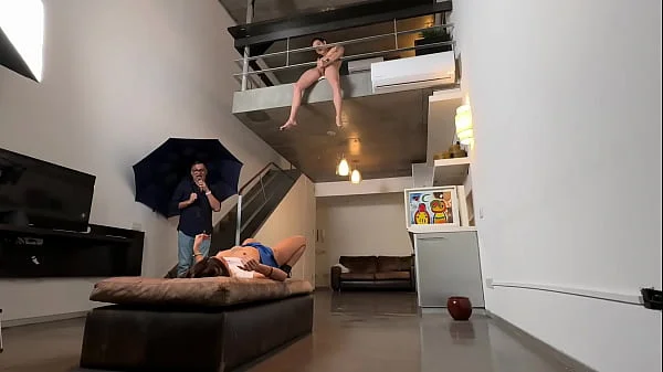 SaraLatina is bathed in semen by The Spray Man: Primiciax | Juan Bustos Podcast