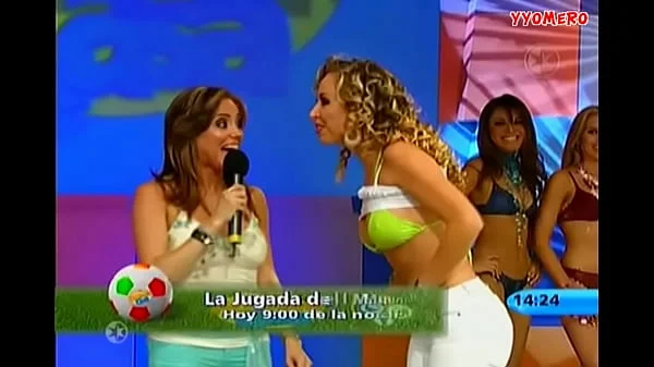 Strip Game on Mexican TV show