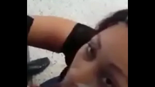 Maestra me la mama tan rico que se me quita lo piedroso