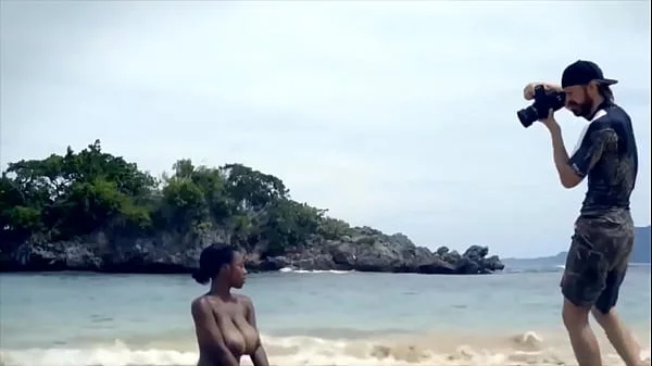 Ebony Afrika